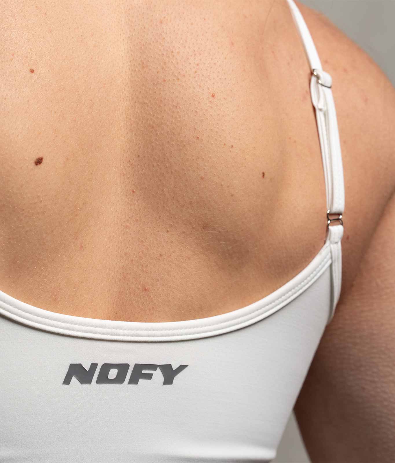 nofy-bra-top-weiss-basic-back-logo