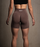 NOFY Gym Shorts Damen Braun Soft Stretch, Rückenansicht schöner Po