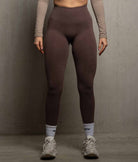 nofy-soft-stretch-leggings-braun-fitness-damen-front-detail